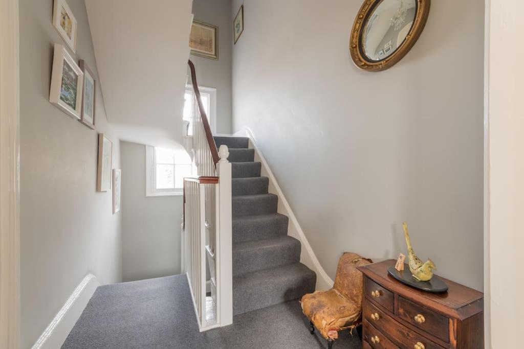 Four Bedroom Townhouse In Famous Suffolks Area Cheltenham Exterior foto